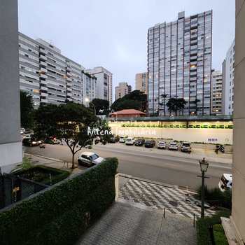 Apartamento em São Paulo, bairro Higienópolis