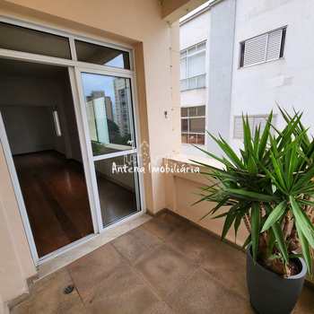 Apartamento em São Paulo, bairro Higienópolis