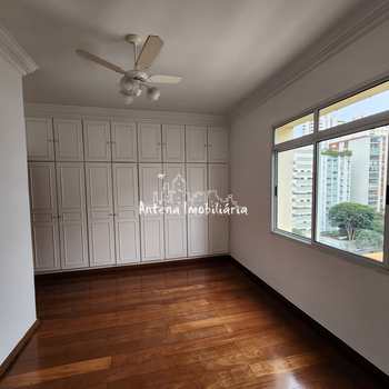 Apartamento em São Paulo, bairro Higienópolis