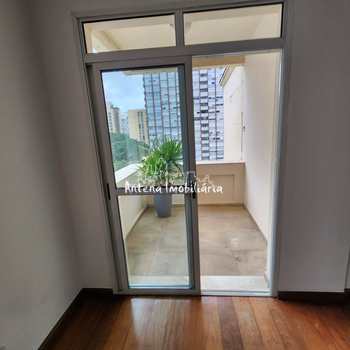 Apartamento em São Paulo, bairro Higienópolis
