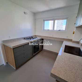 Apartamento em São Paulo, bairro Santa Cecília