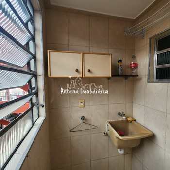 Apartamento em Ferraz de Vasconcelos, bairro Parque Dourado