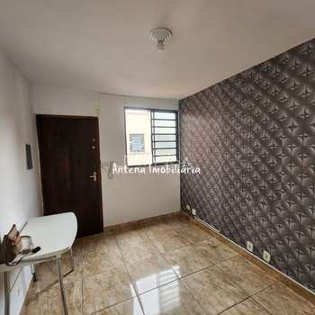Apartamento em Ferraz de Vasconcelos, bairro Parque Dourado