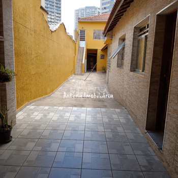 Casa em São Paulo, bairro Barra Funda