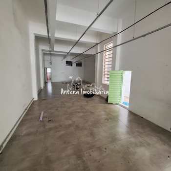 Loja em São Paulo, bairro Santa Cecília