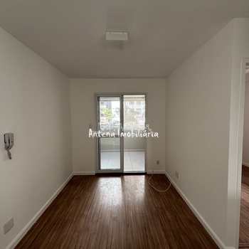Apartamento em São Paulo, bairro Santa Cecília
