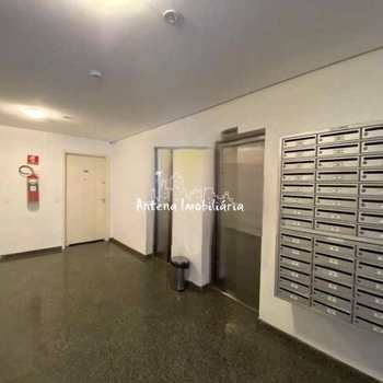 Apartamento em Mogi das Cruzes, bairro Mogi Moderno
