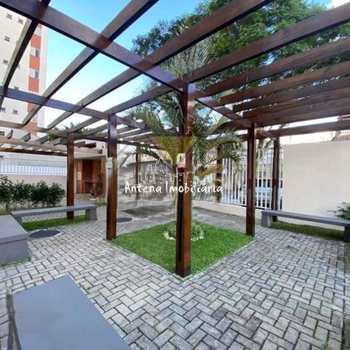 Apartamento em Mogi das Cruzes, bairro Mogi Moderno