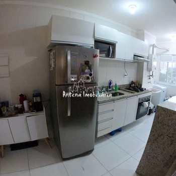 Apartamento em Mogi das Cruzes, bairro Mogi Moderno