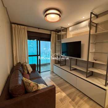 Apartamento em São Paulo, bairro Santa Cecília