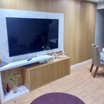 Sobrado de Condomínio em Ferraz de Vasconcelos, bairro Jardim Dayse