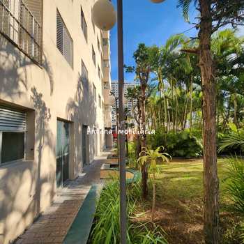 Apartamento em São Paulo, bairro Barra Funda
