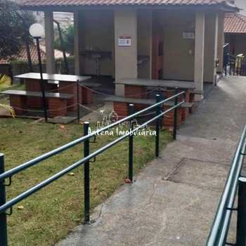 Apartamento em Ferraz de Vasconcelos, bairro Jardim São Miguel