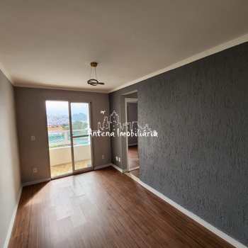Apartamento em Ferraz de Vasconcelos, bairro Ferraz de Vasconcelos