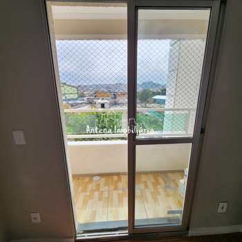 Apartamento em Ferraz de Vasconcelos, bairro Ferraz de Vasconcelos