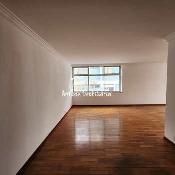 Apartamento em São Paulo, bairro Higienópolis
