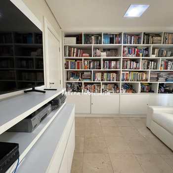 Apartamento em São Paulo, bairro Higienópolis