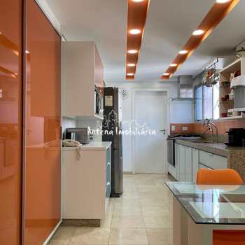 Apartamento em São Paulo, bairro Higienópolis
