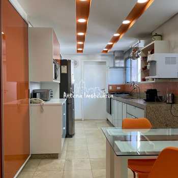 Apartamento em São Paulo, bairro Higienópolis
