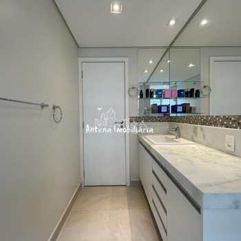 Apartamento em São Paulo, bairro Higienópolis