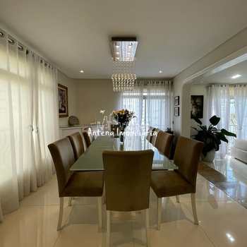 Apartamento em São Paulo, bairro Higienópolis