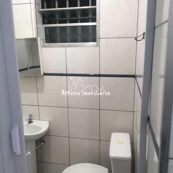 Kitnet em São Paulo, bairro Barra Funda