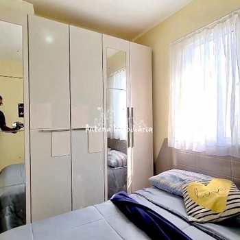 Apartamento em São Paulo, bairro Vila Guilhermina