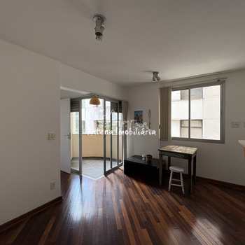 Apartamento em São Paulo, bairro Santa Cecília