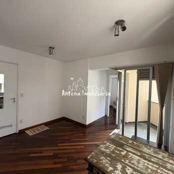 Apartamento em São Paulo, bairro Santa Cecília
