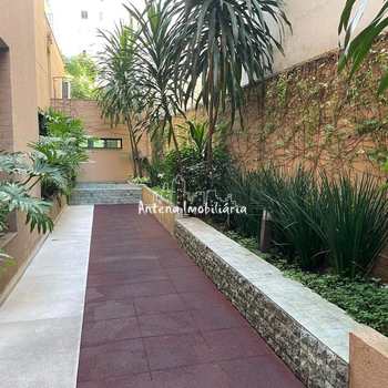 Apartamento em São Paulo, bairro Santa Cecília