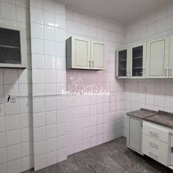 Apartamento em São Paulo, bairro Santa Cecília