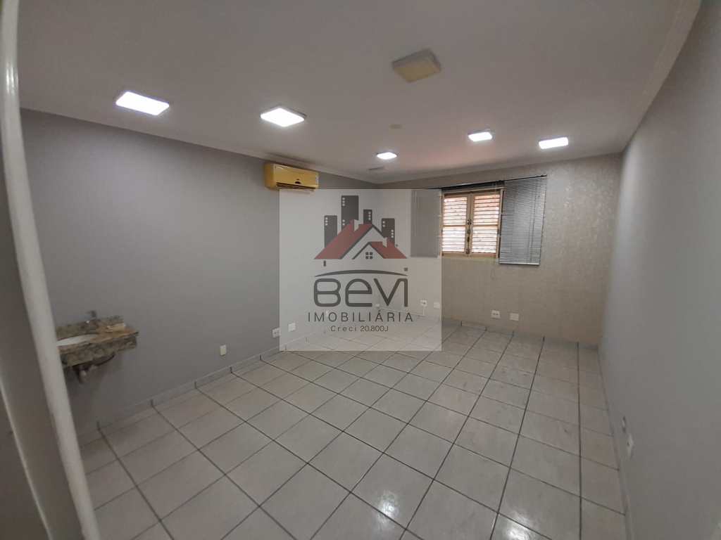 Casa Comercial em Piracicaba, no bairro Alto