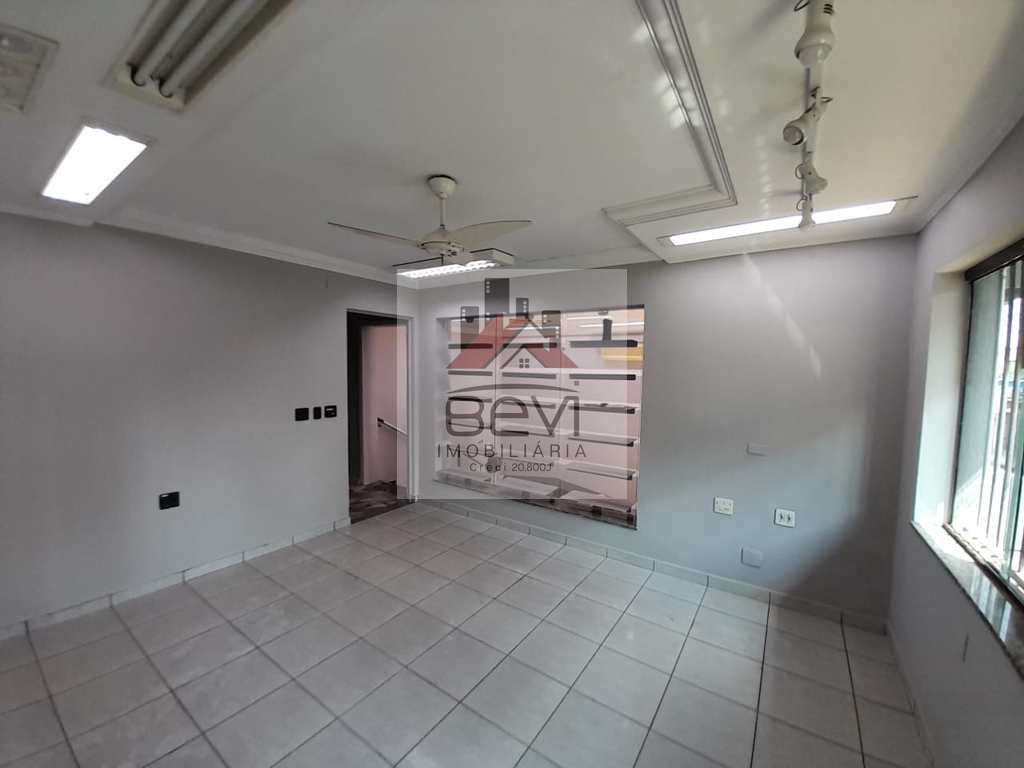 Casa Comercial em Piracicaba, no bairro Alto