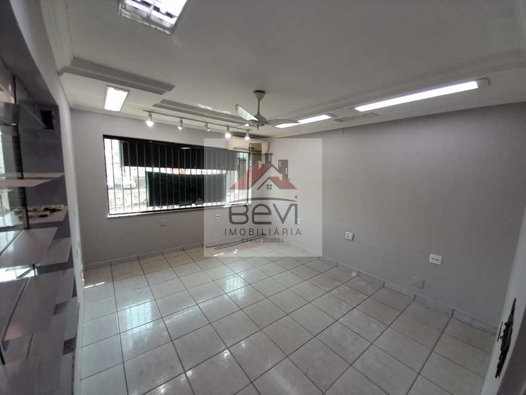Casa Comercial em Piracicaba, no bairro Alto