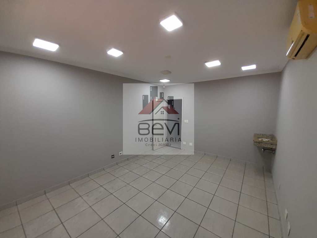 Casa Comercial em Piracicaba, no bairro Alto