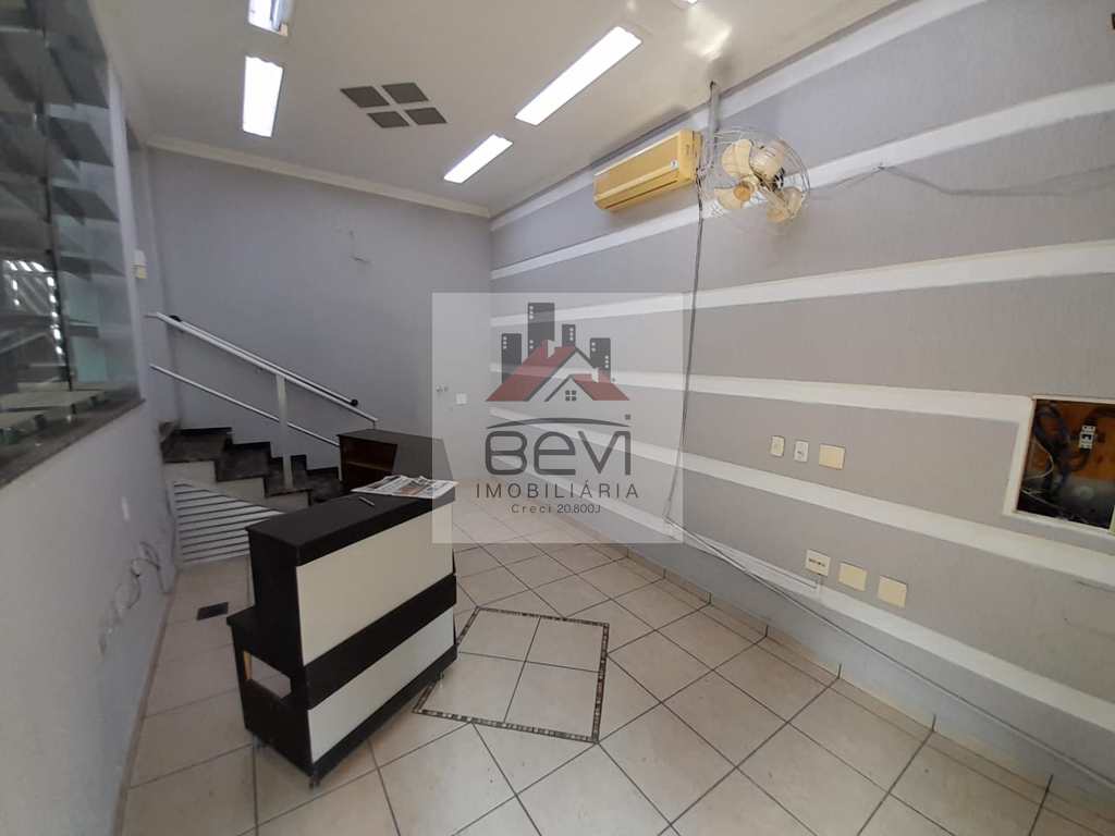 Casa Comercial em Piracicaba, no bairro Alto