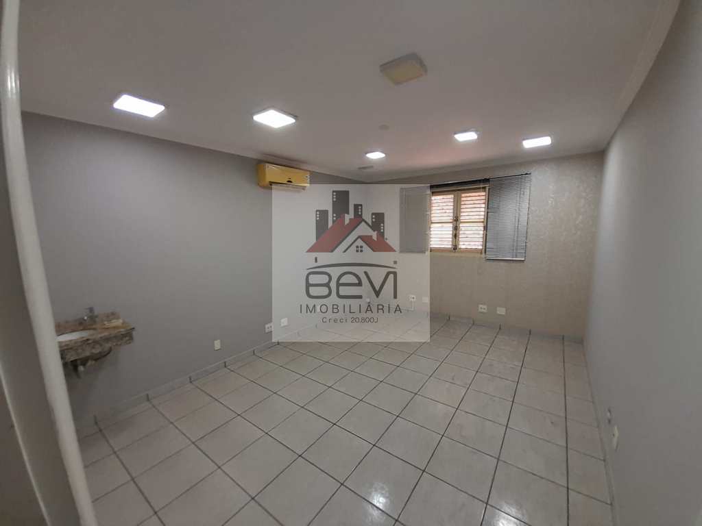 Casa Comercial em Piracicaba, no bairro Alto