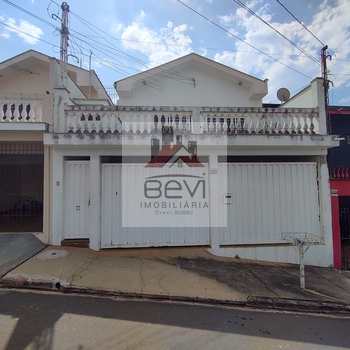 Casa em Piracicaba, bairro Vila Monteiro