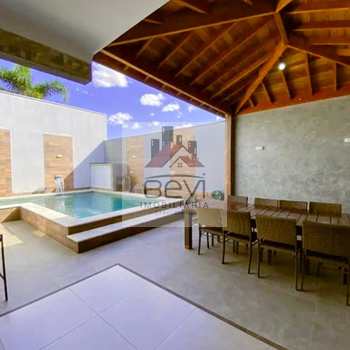 Casa em Piracicaba, bairro Parque Santa Cecília