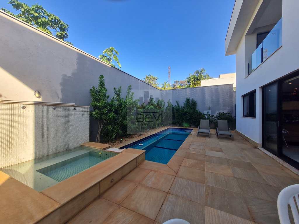 Casa de Condomínio em Piracicaba, no bairro Monte Alegre