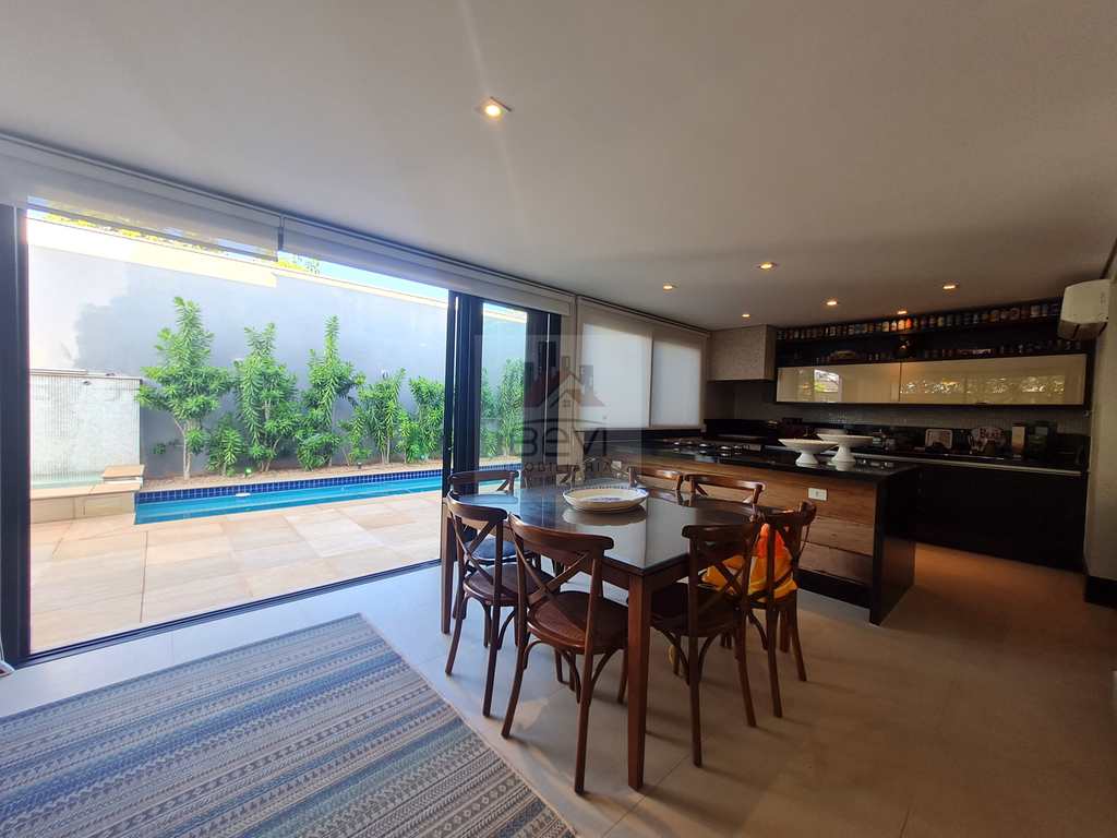 Casa de Condomínio em Piracicaba, no bairro Monte Alegre