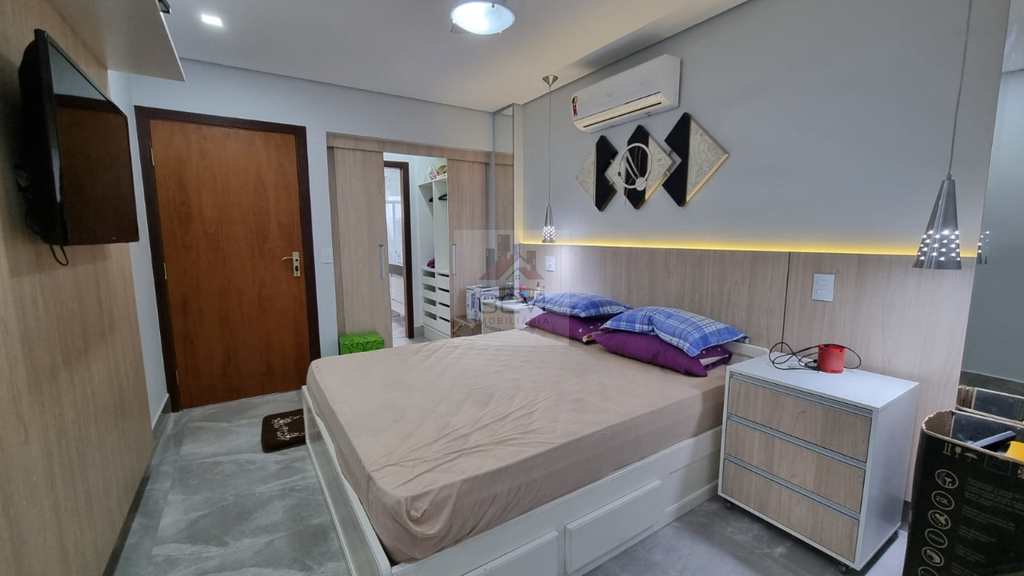 Apartamento em Guarujá, no bairro Barra Funda