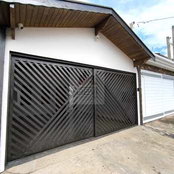 Casa em Piracicaba, bairro Vila Monteiro