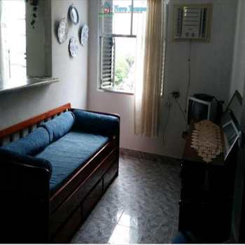 Kitnet em Santos, bairro José Menino