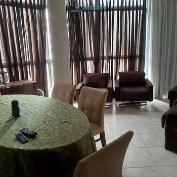Apartamento em Santos, bairro Gonzaga