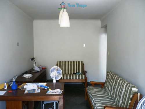 Apartamento, código 8429 em Santos, bairro Marapé
