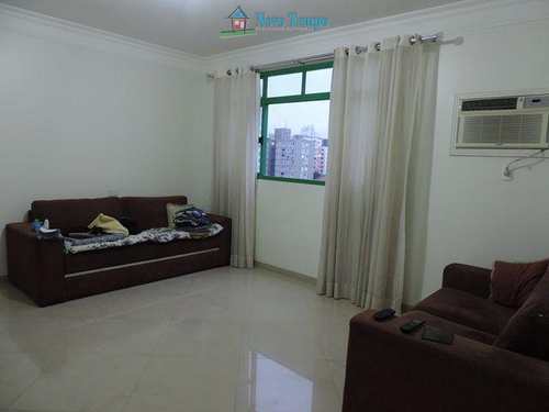Apartamento, código 5389 em Santos, bairro Embaré