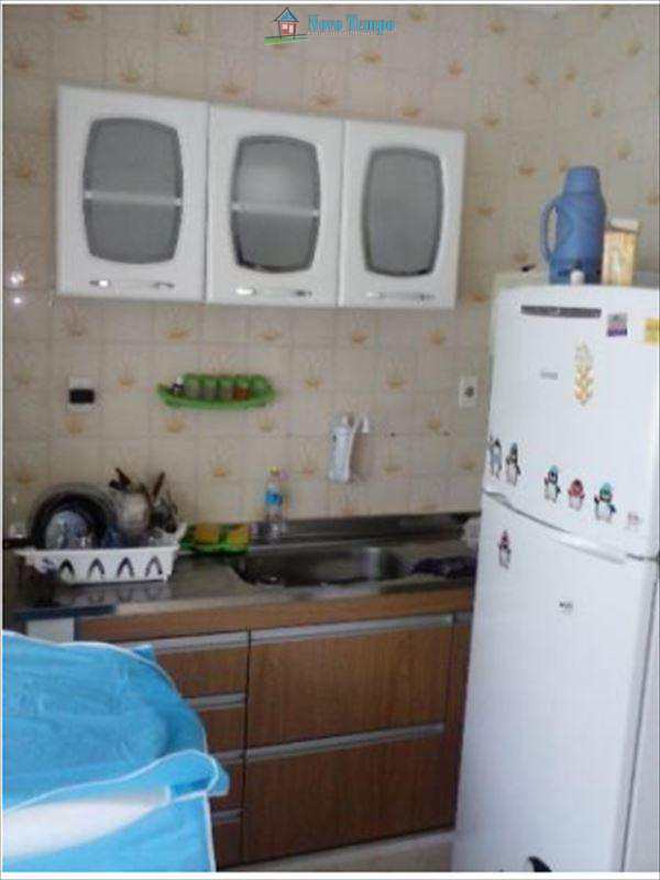 Apartamento em Santos, no bairro Boqueirão