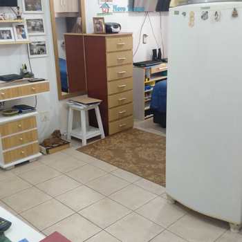 Kitnet em Santos, bairro Aparecida