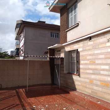 Casa em São Vicente, bairro Vila Valença